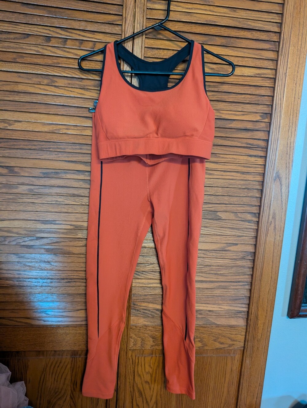 Zyia Two-piece Workout Set Orange And Black Sports Bra And Leggings Size 8/10